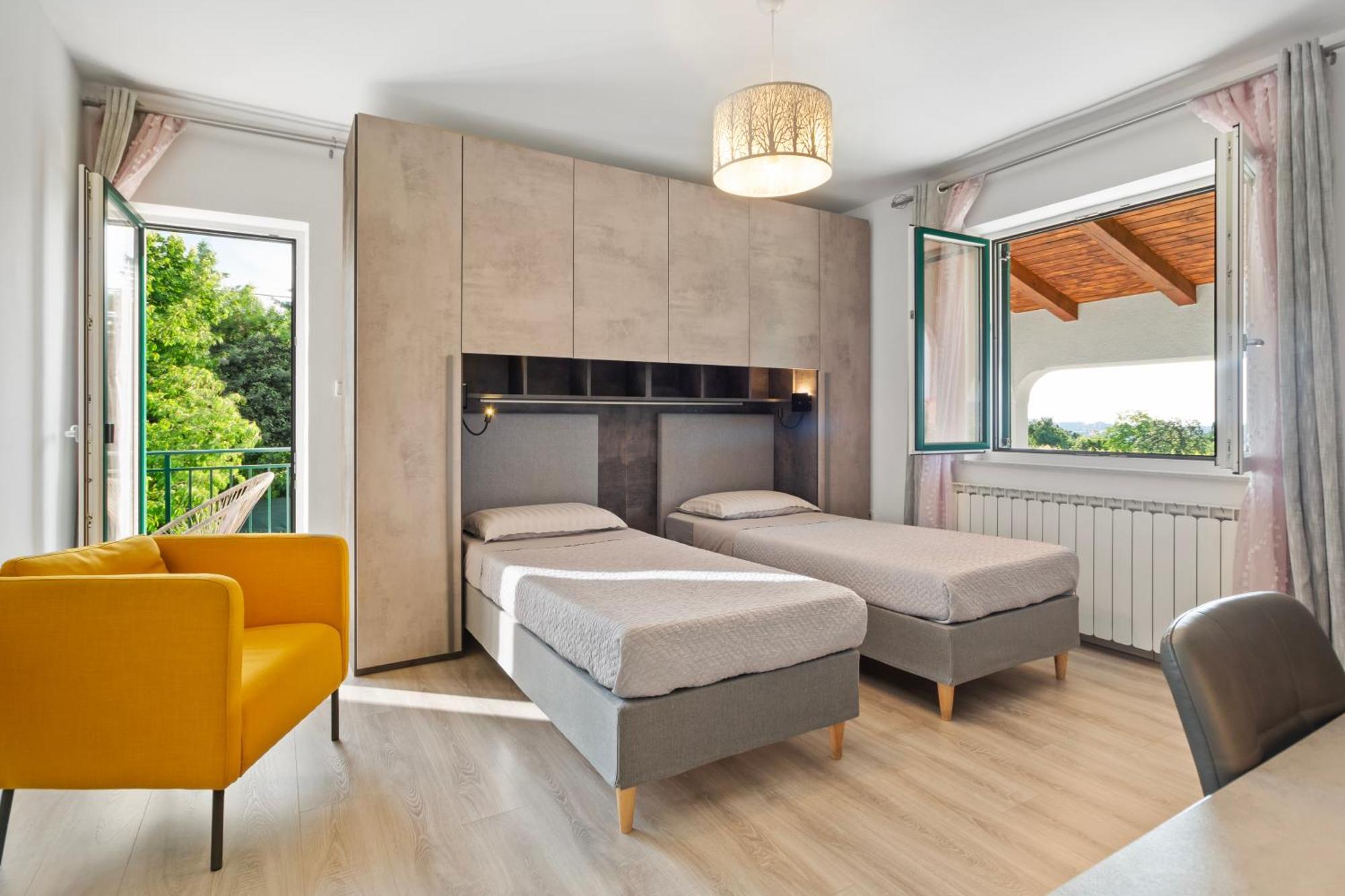 Nat Apartments Koper Buitenkant foto